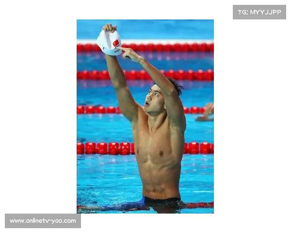 “荷兰足球世锦赛麦金托什400米自由泳夺冠，破赛会纪录创个人最佳”