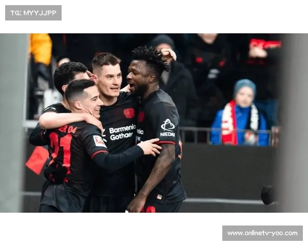 勒沃库森帕特里克·希克第14分钟头球破门,卢卡斯·巴斯克斯助攻