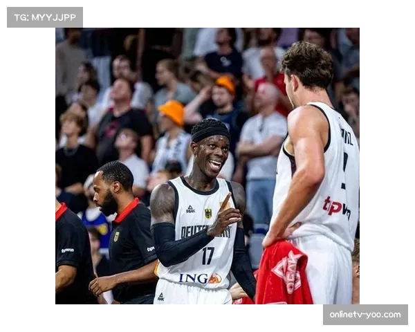 德国队队友施罗德与瓦格纳NBA赛场相遇，魔术加时险胜猛龙